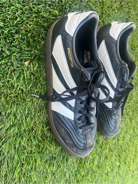 adidas Predator mens Soccer Sneakers - Black & White
